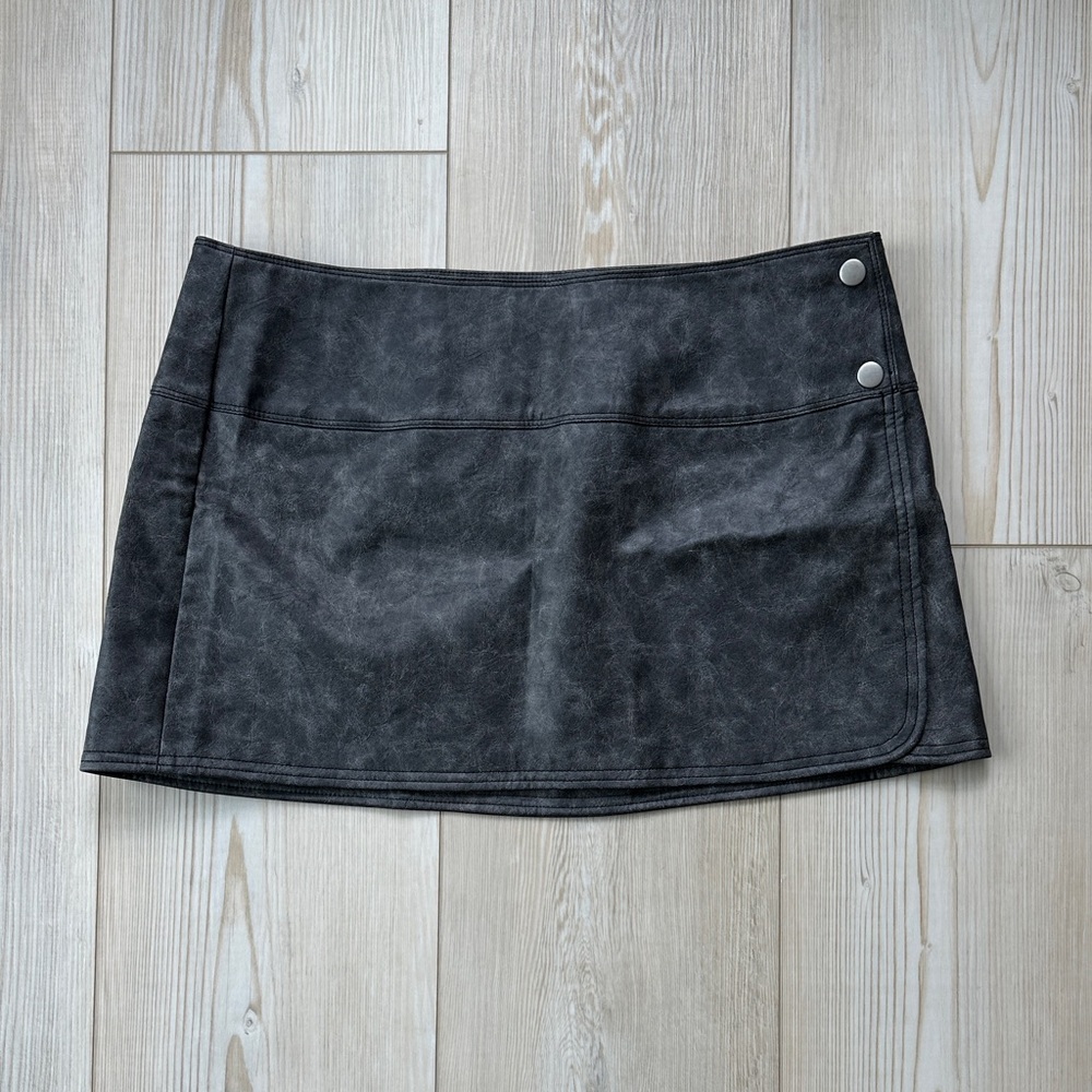 ASOS Charcoal Mini Skirt NWOT SZ 10